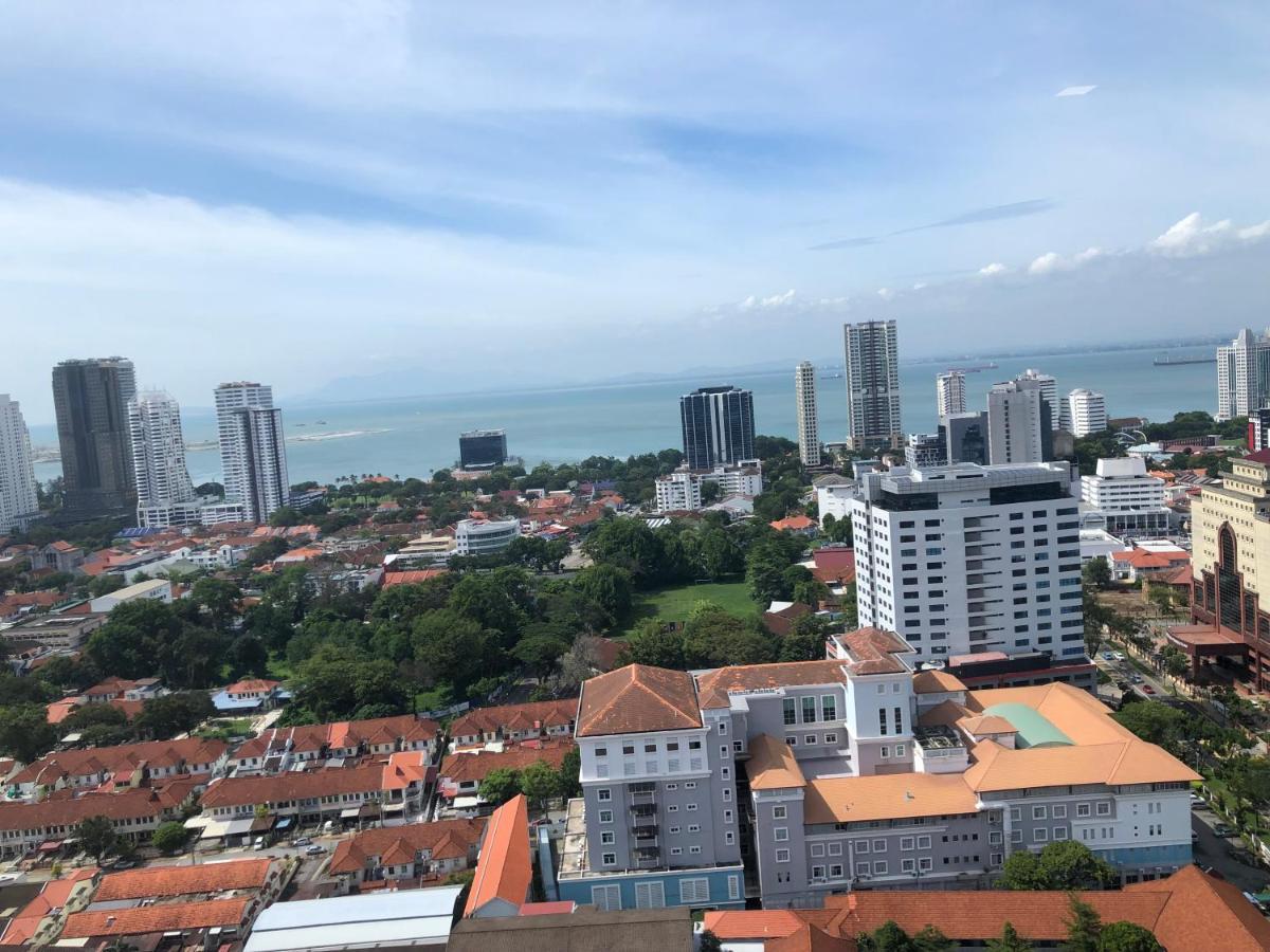 Tropicana 218 Macalister Netflix Unit By Blue Sky Holidays George Town Exterior photo
