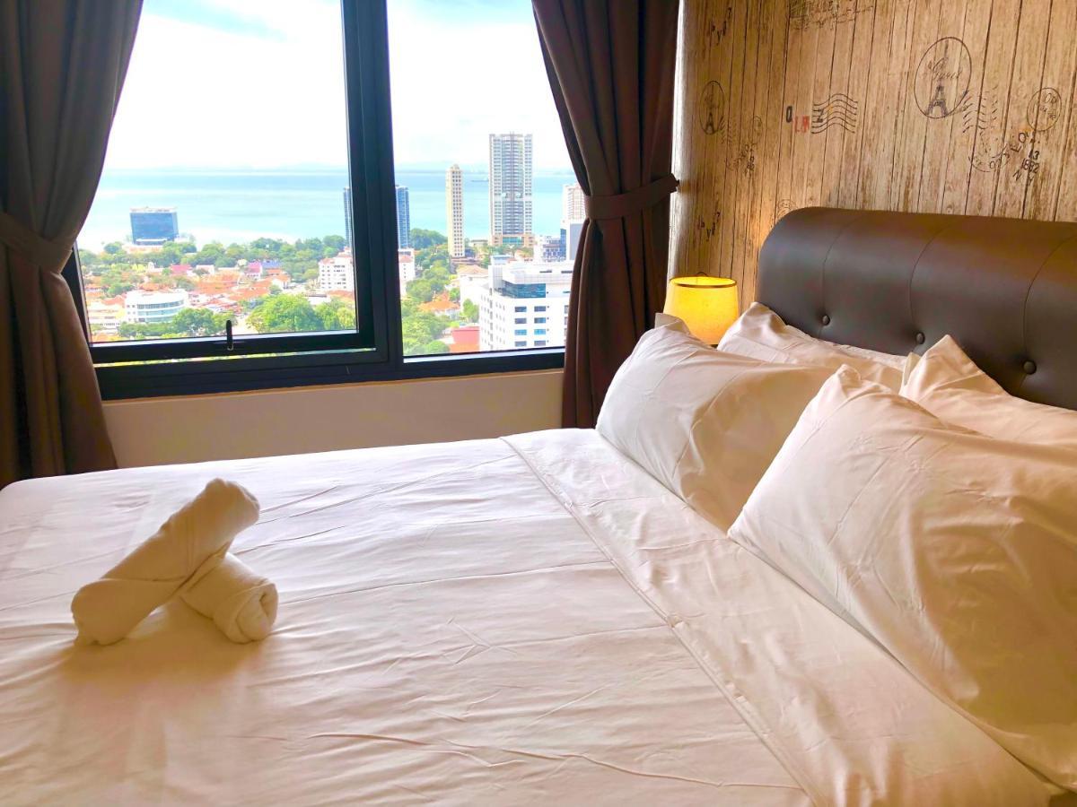 Tropicana 218 Macalister Netflix Unit By Blue Sky Holidays George Town Exterior photo