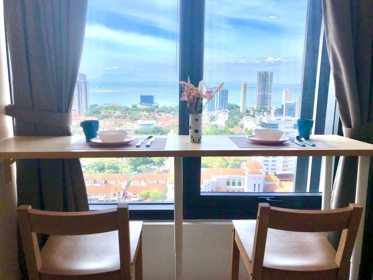 Tropicana 218 Macalister Netflix Unit By Blue Sky Holidays George Town Exterior photo