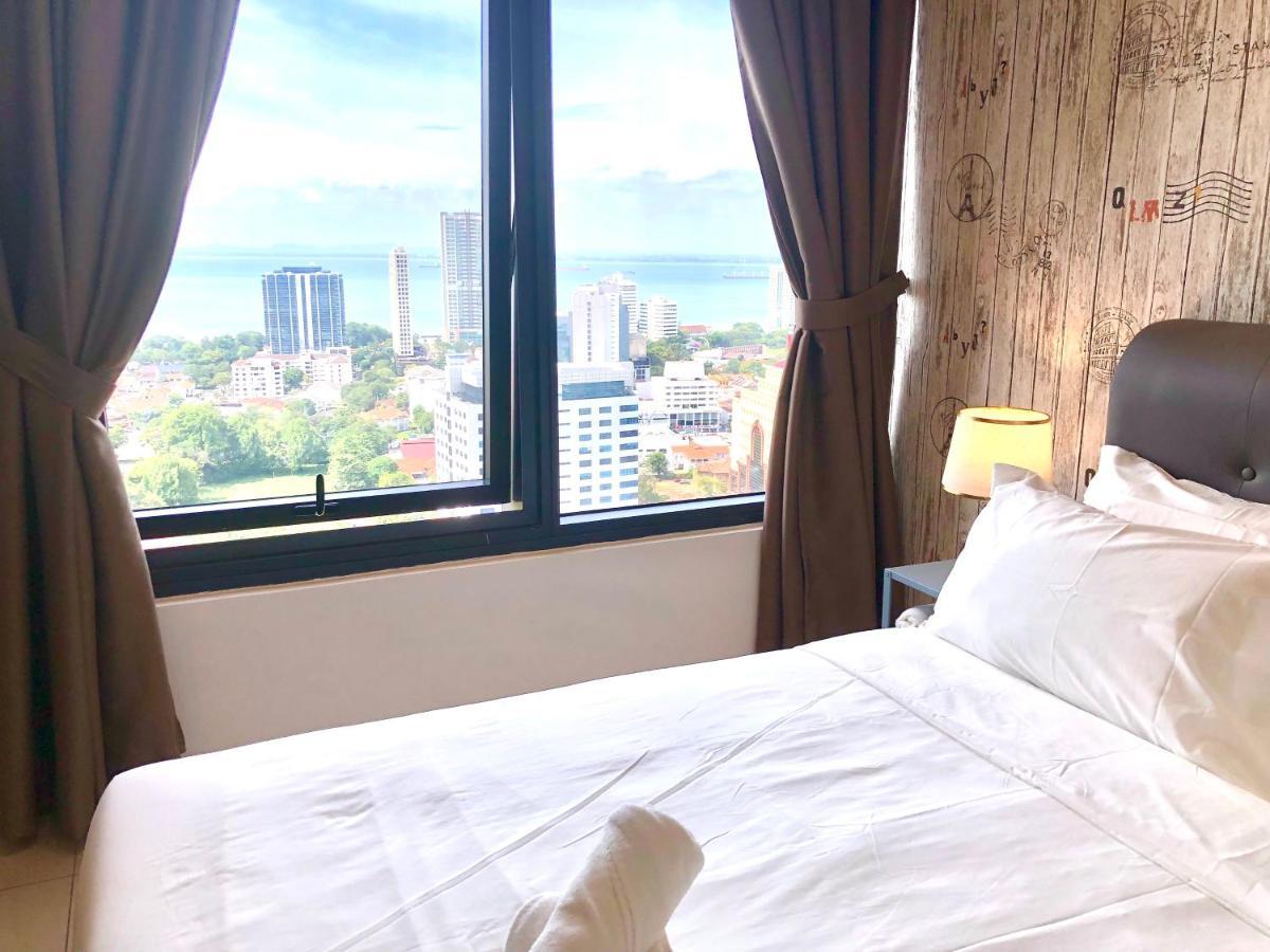 Tropicana 218 Macalister Netflix Unit By Blue Sky Holidays George Town Exterior photo