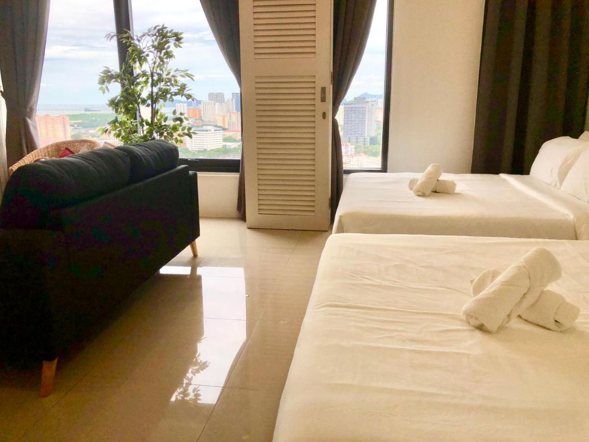 Tropicana 218 Macalister Netflix Unit By Blue Sky Holidays George Town Exterior photo