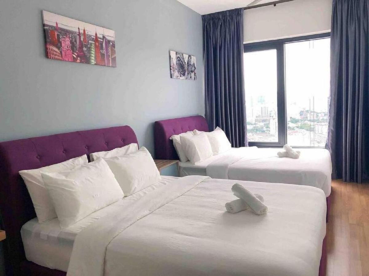 Tropicana 218 Macalister Netflix Unit By Blue Sky Holidays George Town Exterior photo