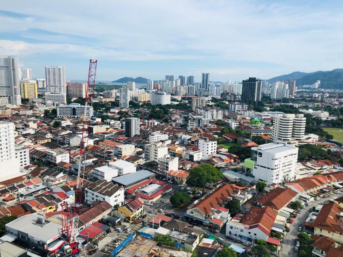 Tropicana 218 Macalister Netflix Unit By Blue Sky Holidays George Town Exterior photo