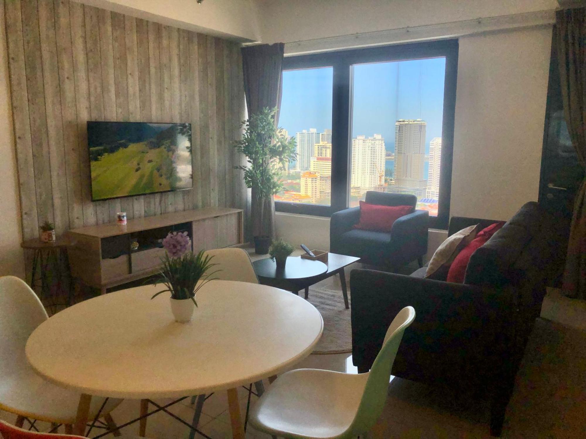 Tropicana 218 Macalister Netflix Unit By Blue Sky Holidays George Town Exterior photo