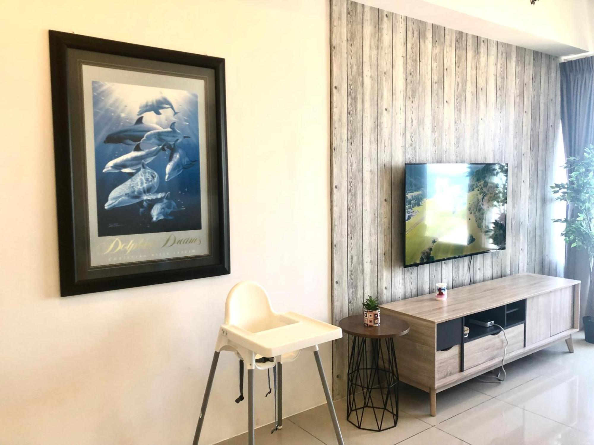 Tropicana 218 Macalister Netflix Unit By Blue Sky Holidays George Town Exterior photo